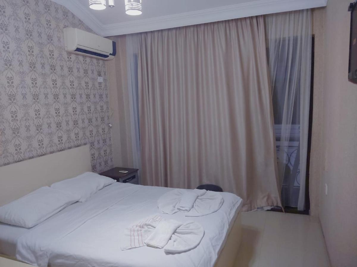 باتومي Golden Fish Hotel المظهر الخارجي الصورة